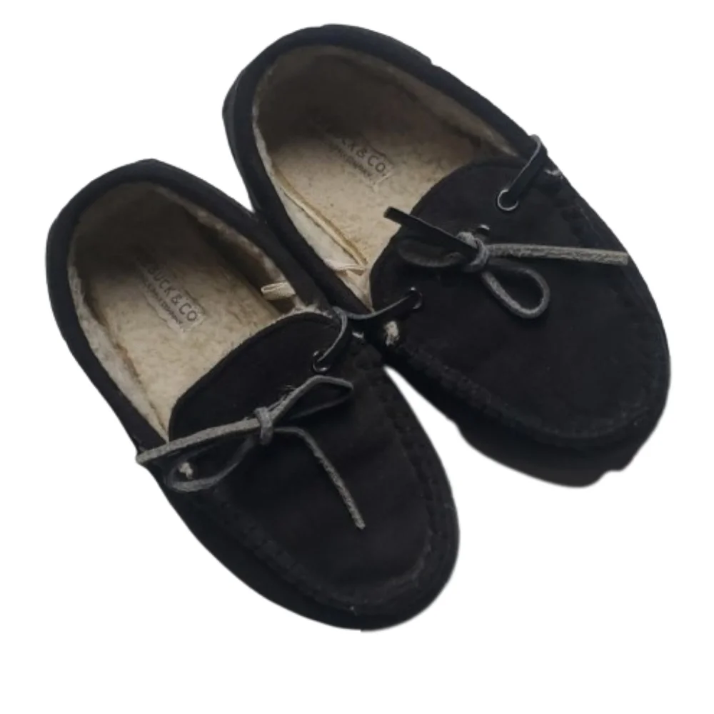 ROEBUCK & Co Black Moccasin Slippers-Kids S 11-12